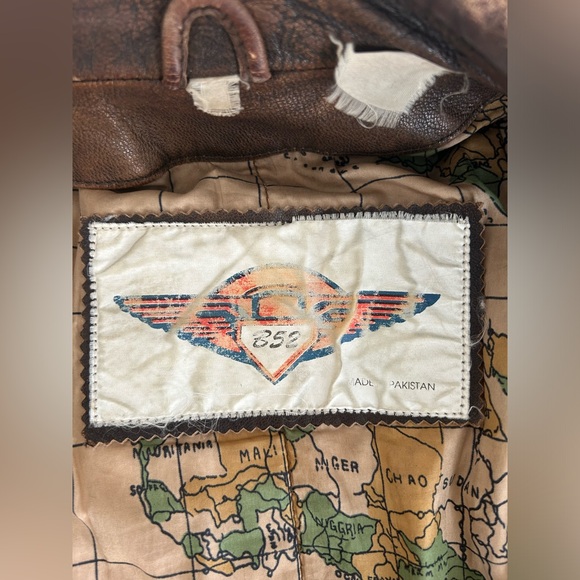 Vintage 100% Leather Brown Bomber Jacket - Picture 3 of 11